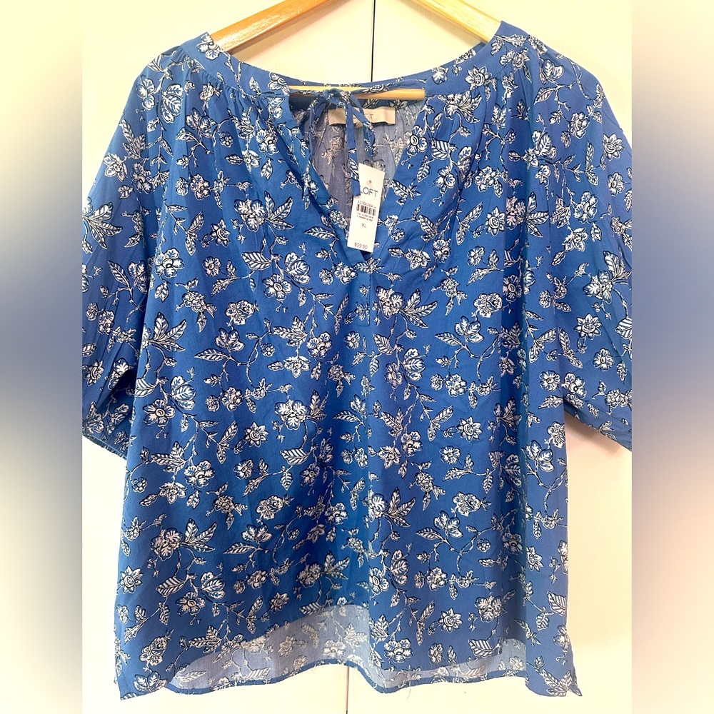 Loft women’s blouse; new with tags